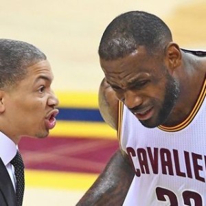  奥斯纳布吕克连败不止,蒂莫·霍特抱怨赛程密集  